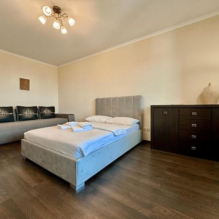 Apartpoltava Світлі Просторі Апартаменти 80М2 , 2-Окремі Кімнати, Новобудова Центр Чек Банківський Exterior photo