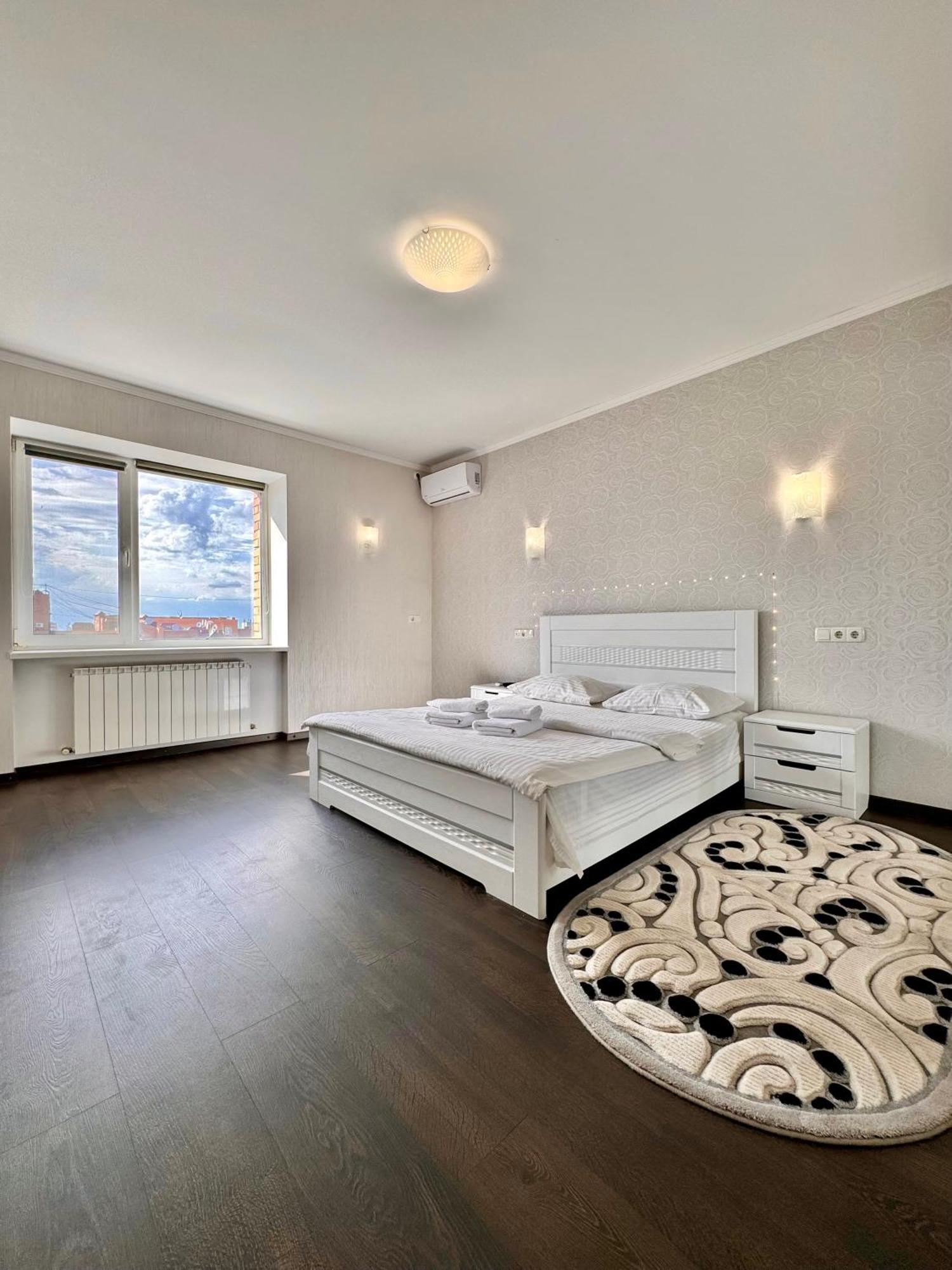 Apartpoltava Світлі Просторі Апартаменти 80М2 , 2-Окремі Кімнати, Новобудова Центр Чек Банківський Exterior photo