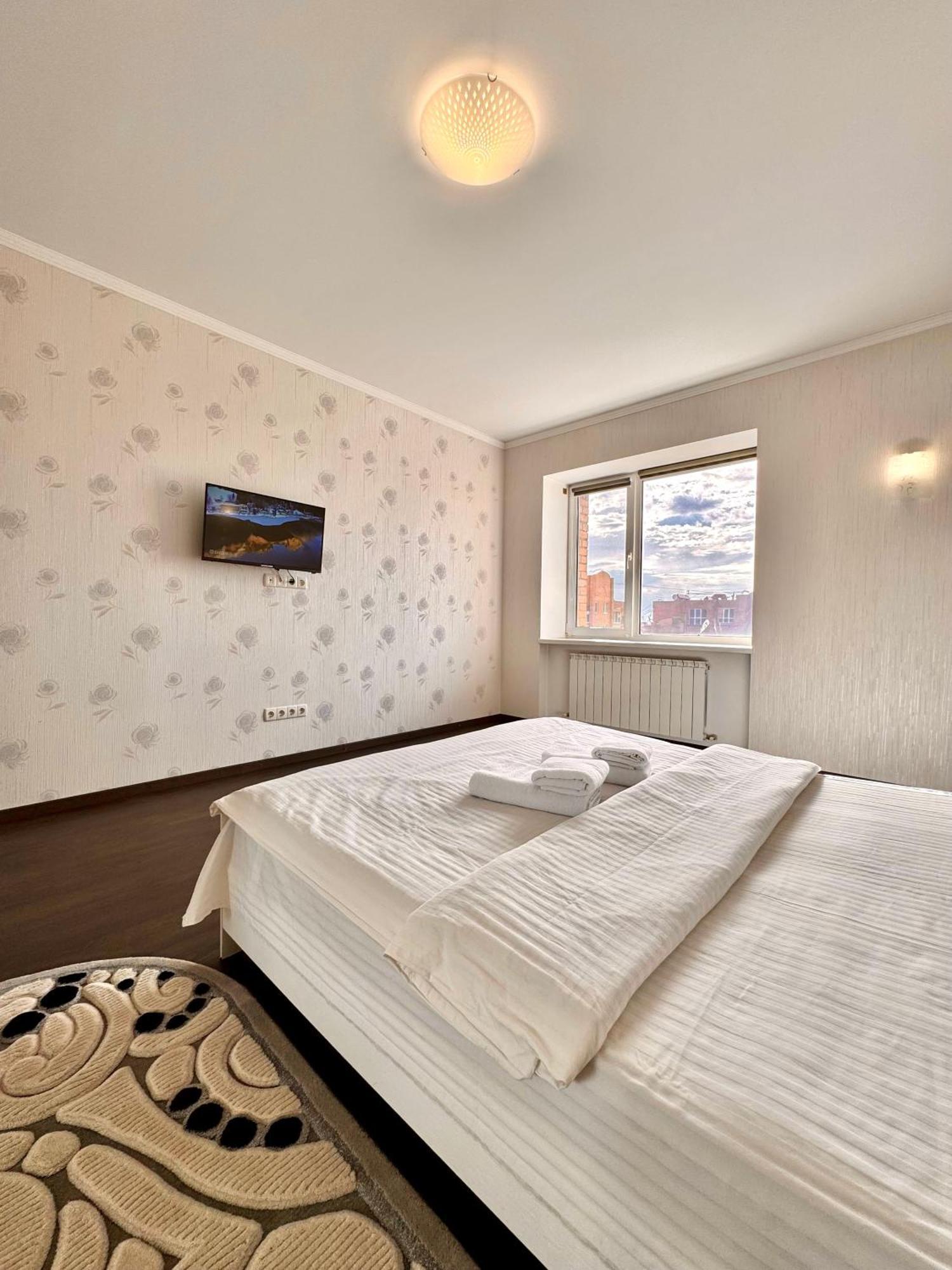 Apartpoltava Світлі Просторі Апартаменти 80М2 , 2-Окремі Кімнати, Новобудова Центр Чек Банківський Exterior photo